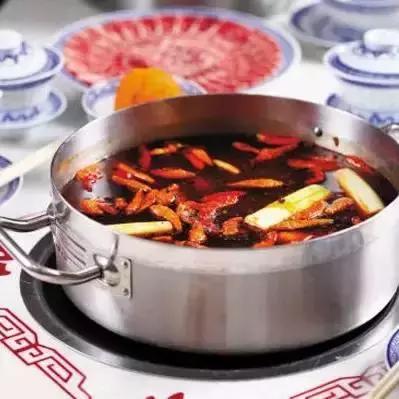 秋天到了，學(xué)學(xué)這5款火鍋湯底的做法吧！