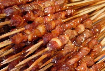 燒烤技術(shù)培訓學校在哪里更正宗？能滿足食客的消費