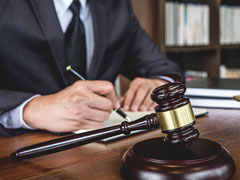<b>上海取保候審律師詳解不遵守取保候審條件的后果</b>